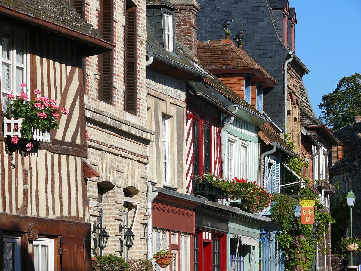 Le Vauban Hotel Merville-Franceville-Plage Exterior photo