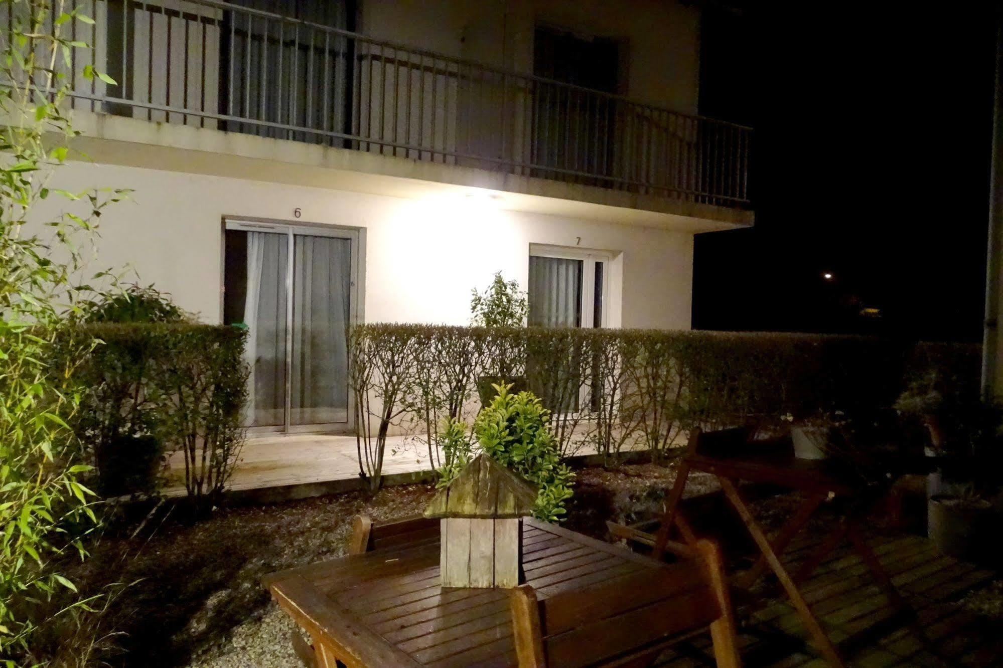 Le Vauban Hotel Merville-Franceville-Plage Exterior photo